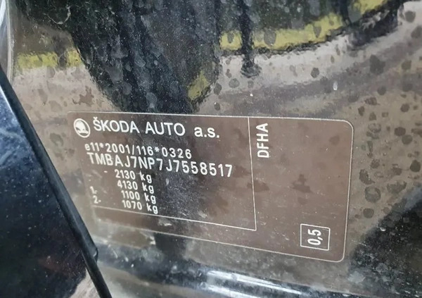 Skoda Superb cena 79900 przebieg: 155500, rok produkcji 2018 z Wołomin małe 379